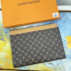 Louis Vuitton Clutch Bags